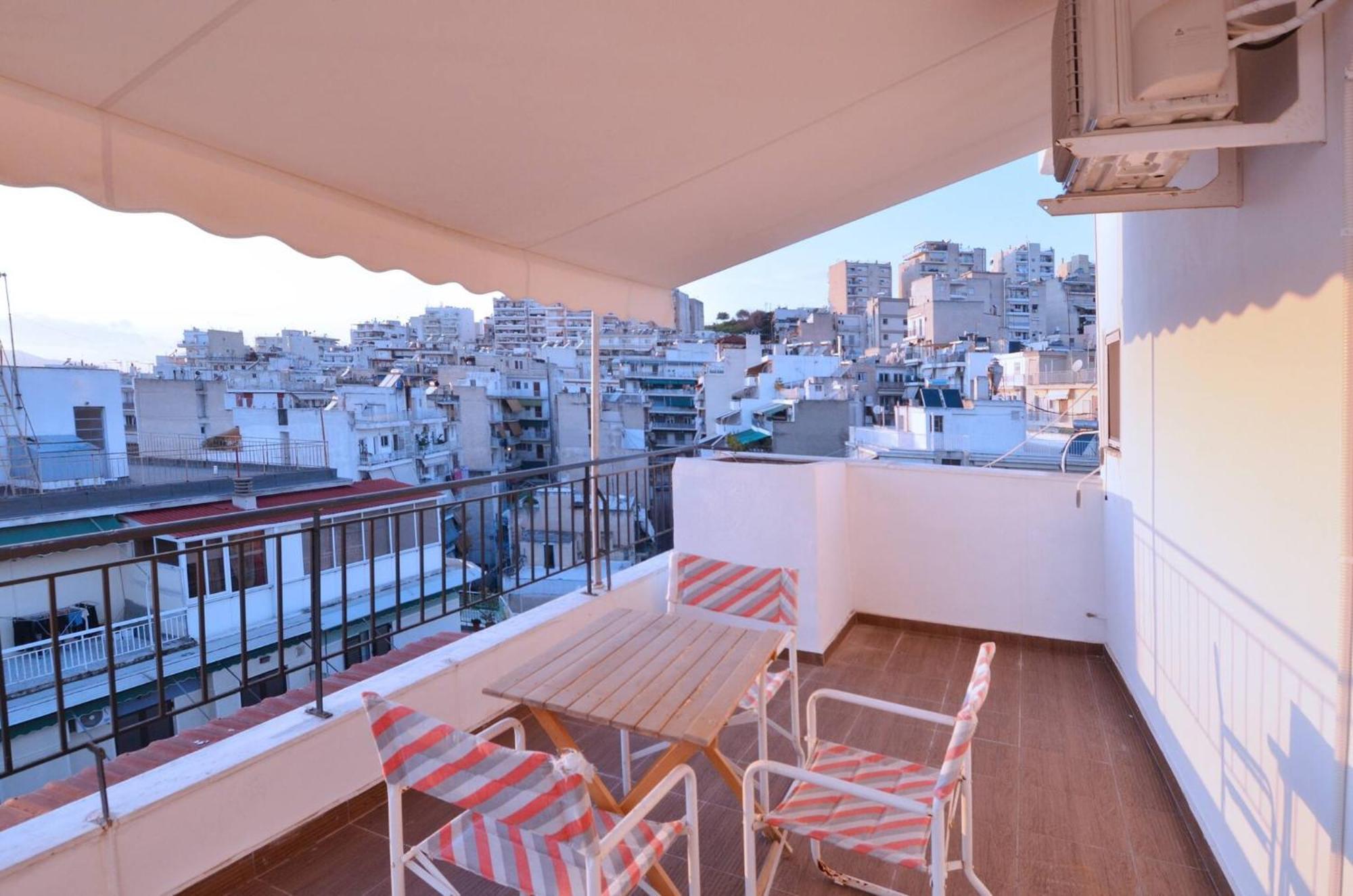 شقة A Minimal Retire At Kypseli With An Amazing View أثينا المظهر الخارجي الصورة